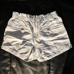 Aritzia Wilfred shorts